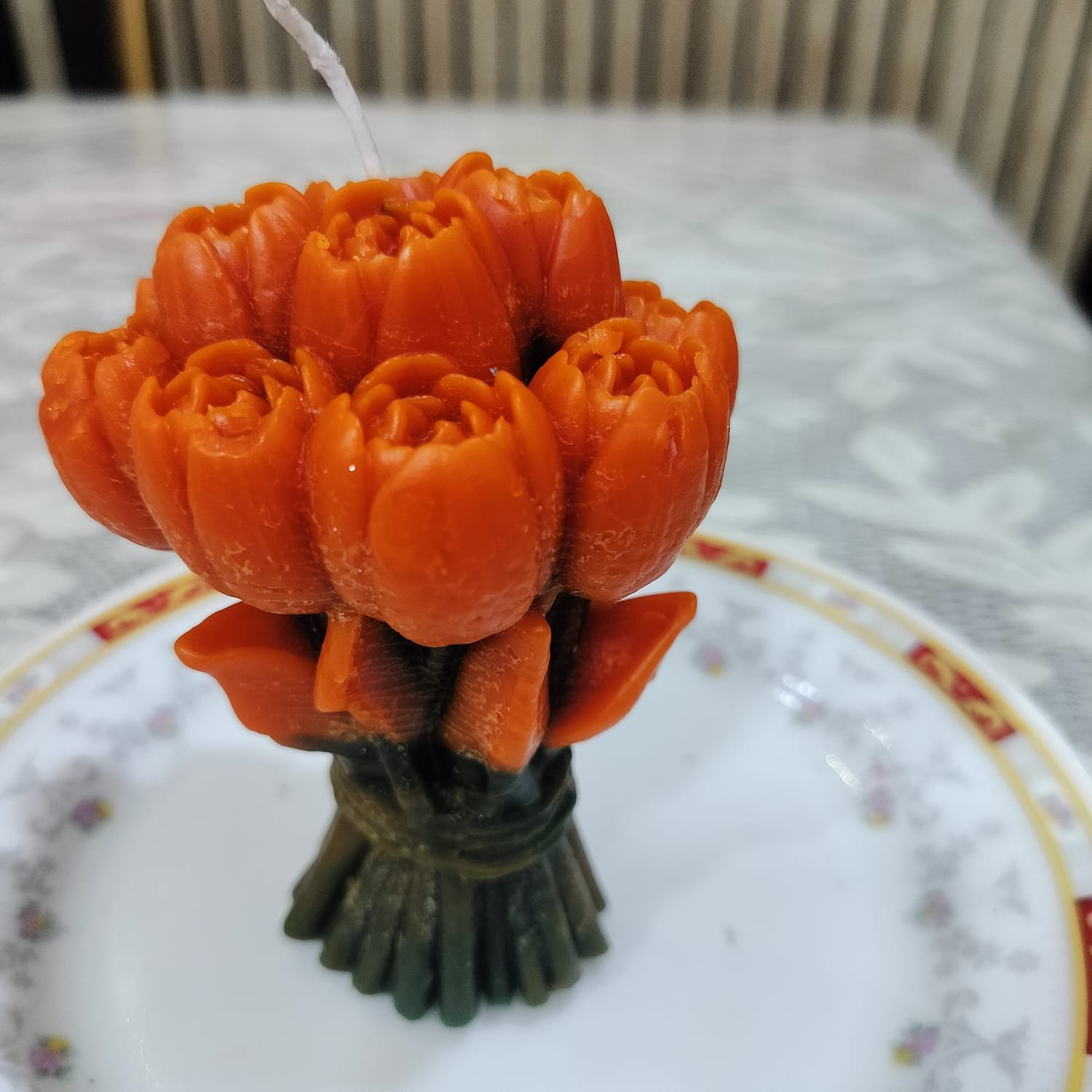 Rose Bunch Candle - Image 2